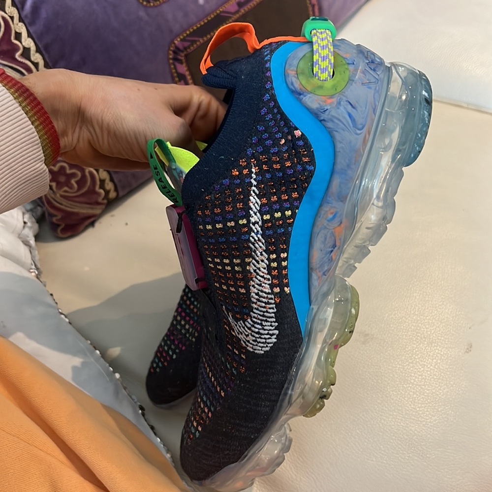 Nike Flyknit fly ease release air shoe​ - Picture 5 of 5